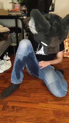 ✨✨Haru pees himself + cumshot✨✨