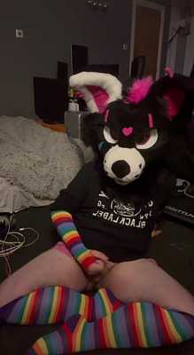 Vix lifts up her skirt and unlocks her cage for you