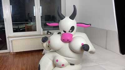 The rubber cow is here!