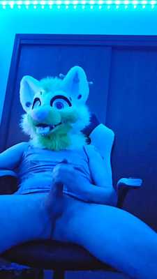 Fresh squeezed puppy milk 🐶🥛