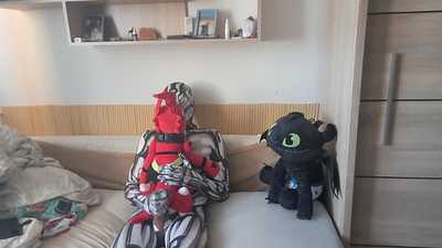 Robot and Guilmon with Toothless. 