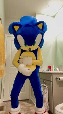 Sonic cums in full view! [old]