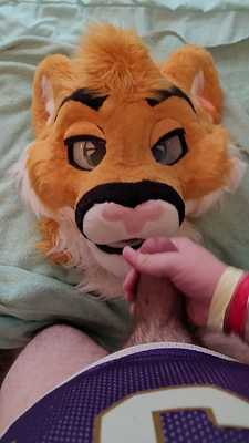 Puma jock fucks and cums on his own muzzle