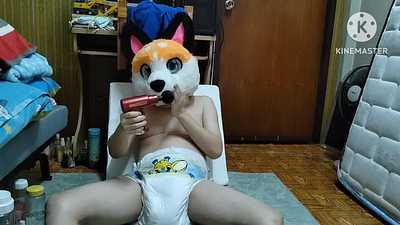 Diaper furry time for Maru.