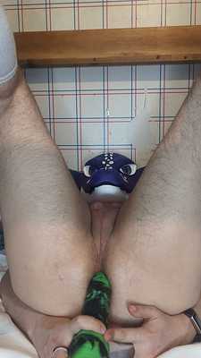 Gaytor rides big horse cock