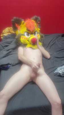 Lemon cums after 3 hours of edging