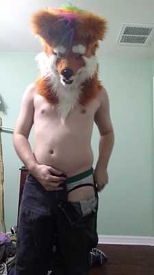 MetroFox first strip tease