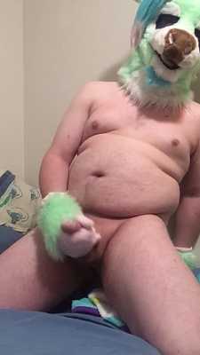 Minty Deer Boi Condom filling