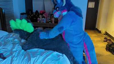 Deacon Gives a Catter a Warm Hole to Pound