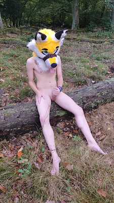 Popcorn marking his forest~ 🥴💦🌿