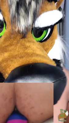 Naughty Vir đŚ Riding a đ Toy for Humpday!