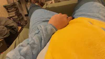 Bandit using a vibrator on himself.