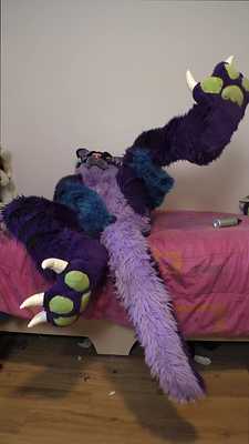 Roovaaku; anal w/dildo 1(long)