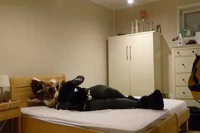 Leggy wands himself in neoprene