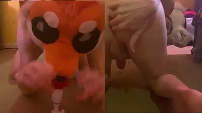 FoxieHikari Plays with a Fuck Machine and Fingers His Ass