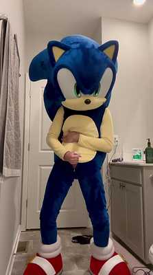 Sonic is cumming again [old]