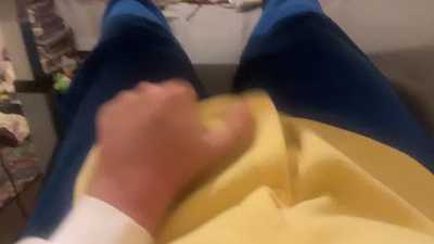 Pawing off in Sonic kigu.