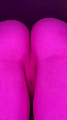 Kitty With a Juicy Booty 