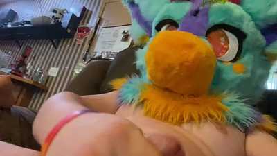 Gummi Dutchie Jerks off