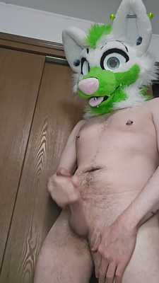 Open wide or you're going to get covered~