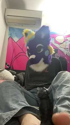 a little foot job video for you fetishists out there~