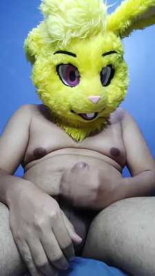 Yellow Bun Cumming! 🐰