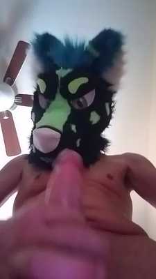 Sparkledog Cums on Camera