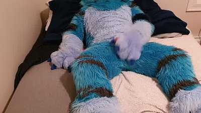 Pawing off again ;P