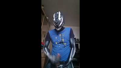 Black symbiot huge cum and moaning