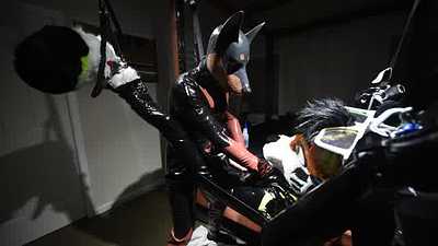 LATEX SLING BREEDING