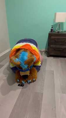 Im Trying my new friend 😏