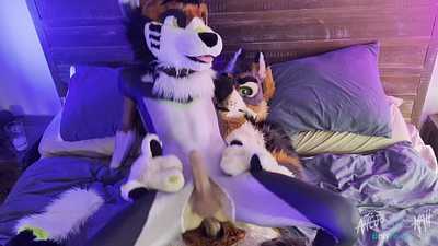 Twink gets tag teamed by two hot dads (part II/II)