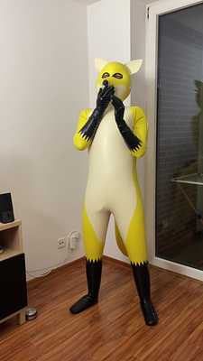 Yellow rubber fox cumming handsfree