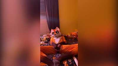 FoxieHikari's Vibrator Fun