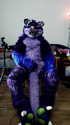 Roovaaku: fap and vibe (chairs edition :P)