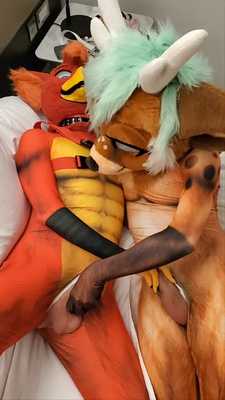 Stephie, Gravity, and Avianary have some fun together