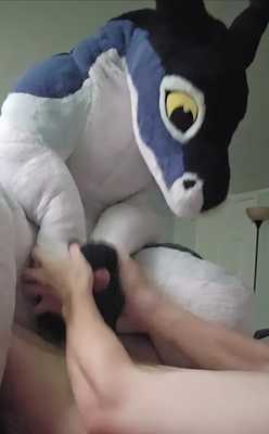 Dragon gives me a soft paw job 🤤