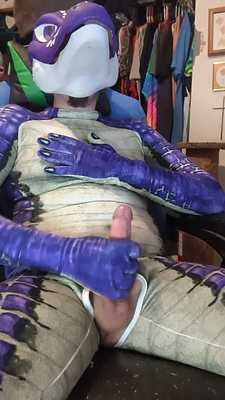 Gaytor jacks off and cums