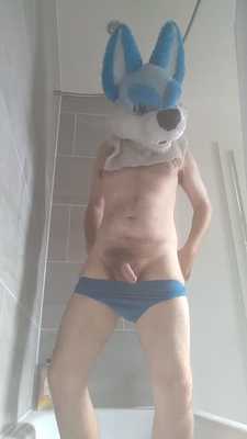 Having a shower, then pissing myself and cumming